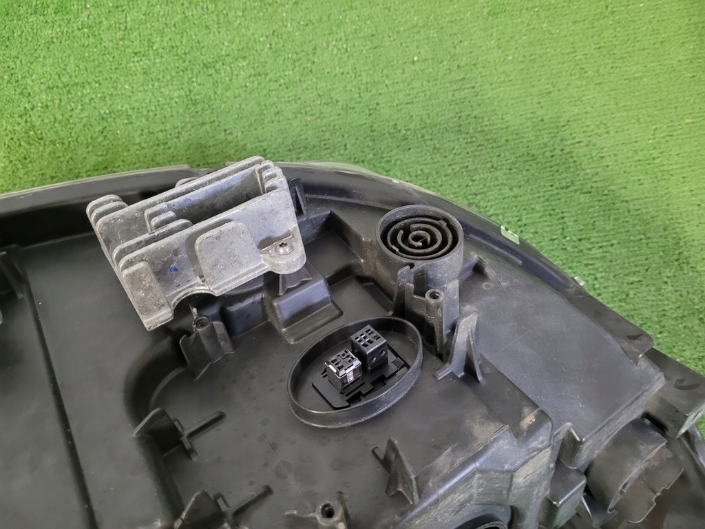 фото №11, Bmw x1 e84 lci lift лампа левая bi ксенон левый 7290239 фара europa