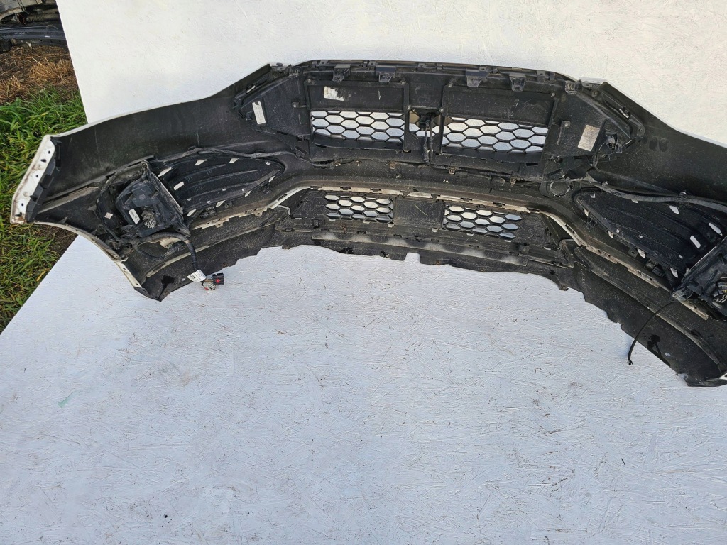 Купити Edge mk2 рестайлінг  st бампер перед передній білий yz 6 pdc комплектний