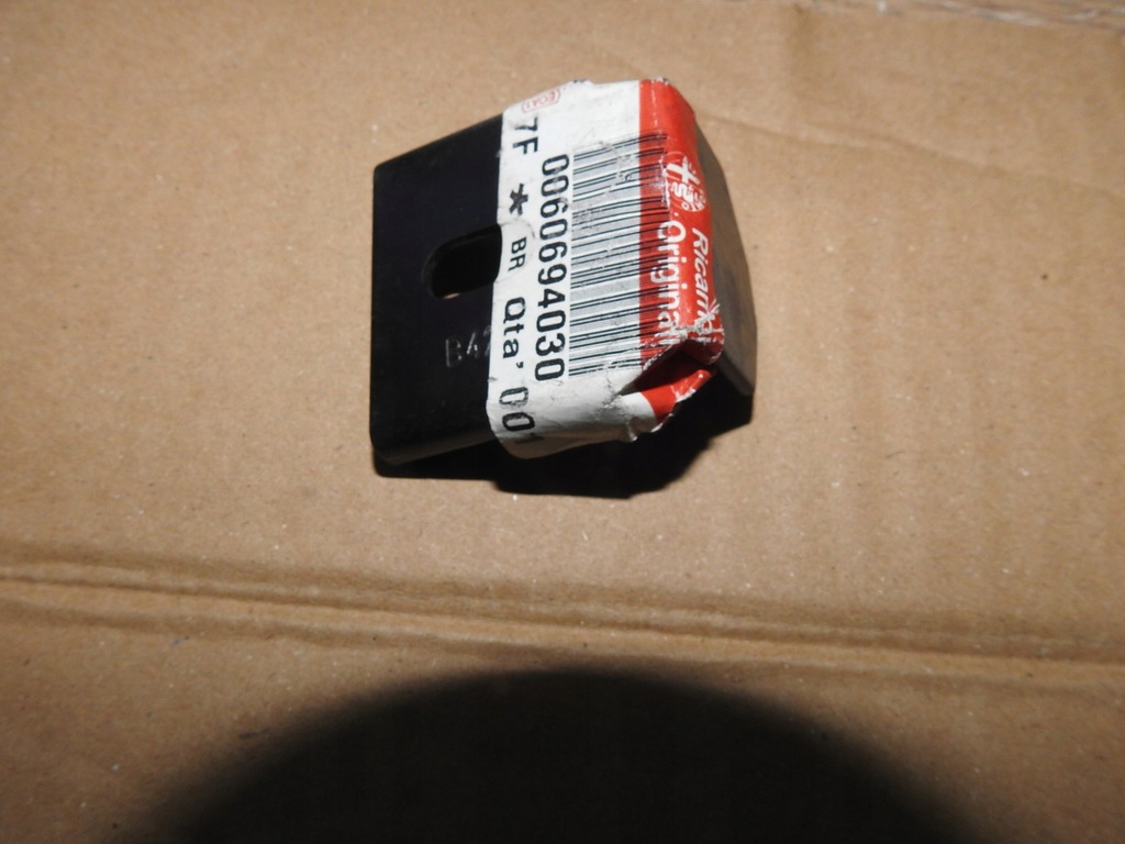 фото №3, Соединитель кронштейн крыла alfa romeo 166 перед