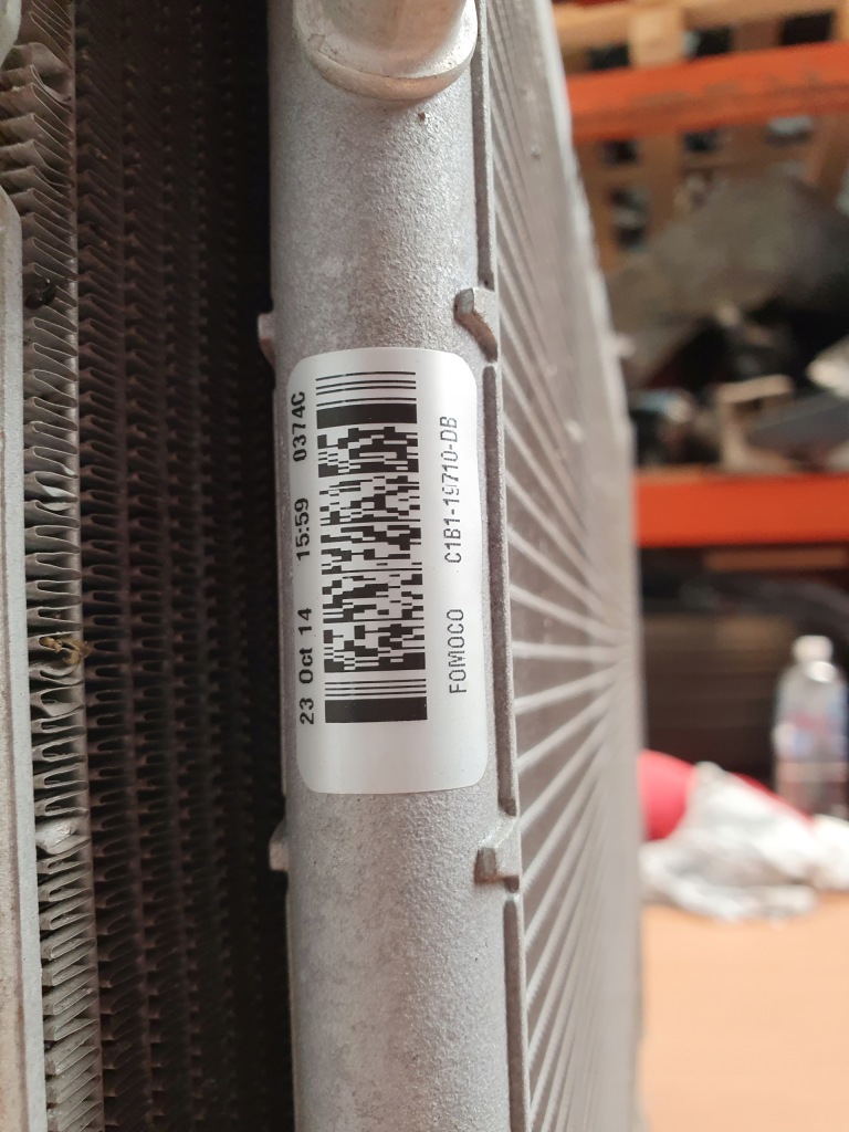 Радиатор woda кондиционер вентилятор fiesta mk7 1.0 b Недорого