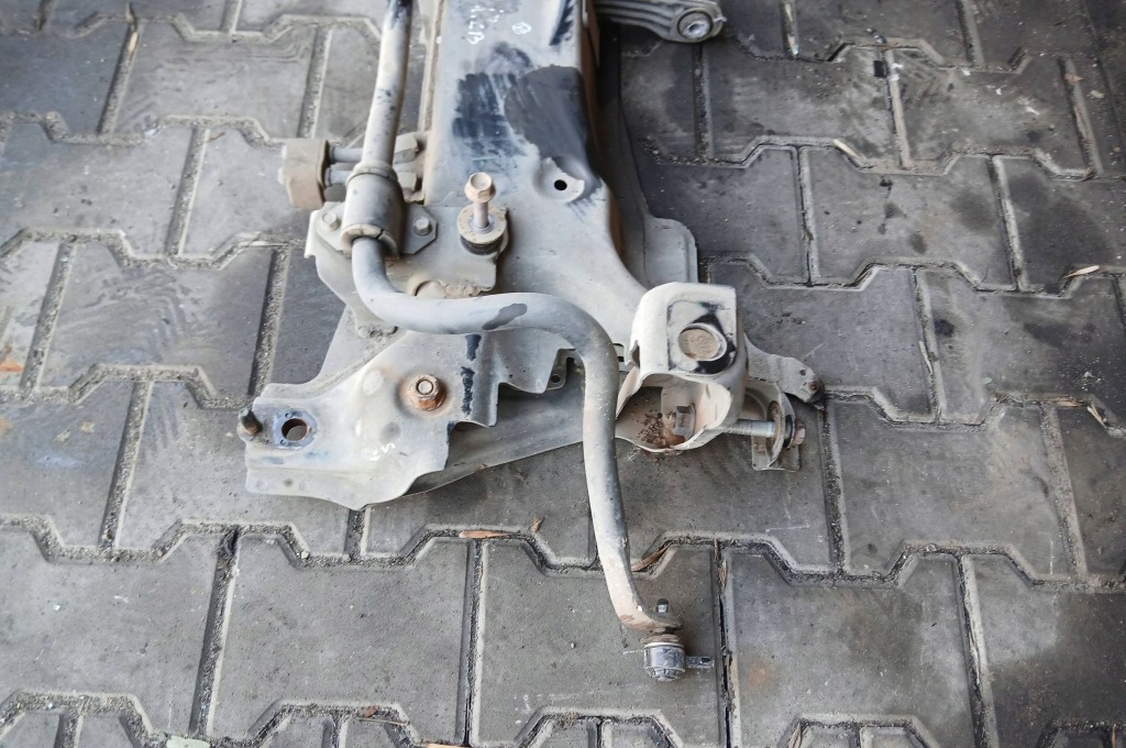 Suzuki vitara iii подрамник подрамник подрамник 1.6 b 2015- Киев