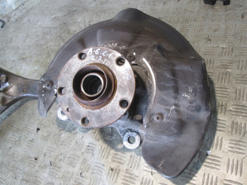 фото №1, Поворотний кулак важіль правий перед передня audi a6 c6 2.7tdi