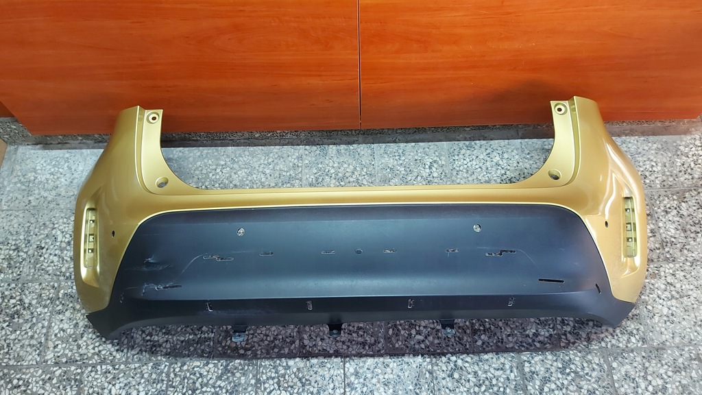 фото №1, Бампер задня задній toyota yaris cross 21-