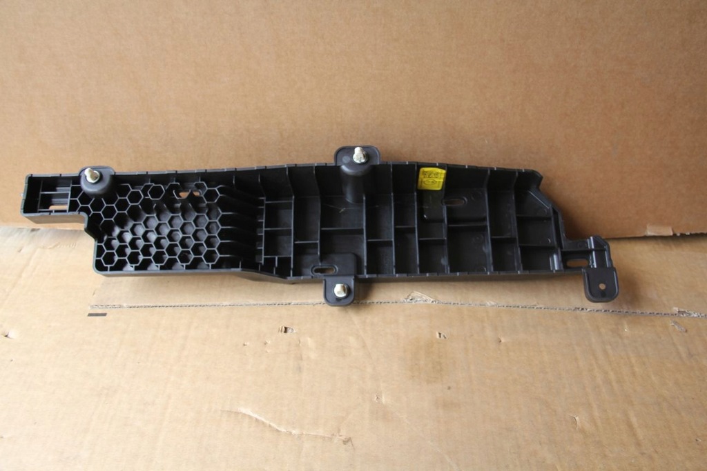 фото №6, Кронштейн підлога багажника vw atlas cross sport 3cm853587a 3cm853588a