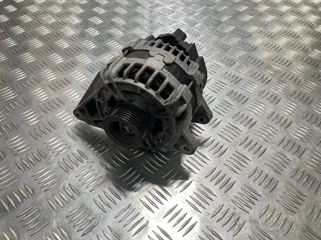 фото №2, Генератор mercedes gla x156 2.2 cdi 651930