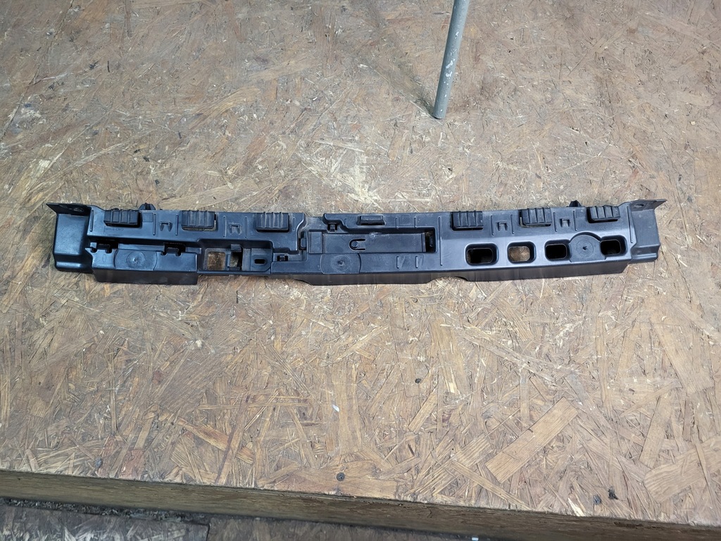 фото №8, Renault captur 1 кронштейн средний бампера задняя