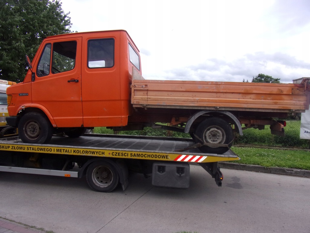 фото №4, Рессора перед mercedes 308 kaczka 2.3d dwa щетки