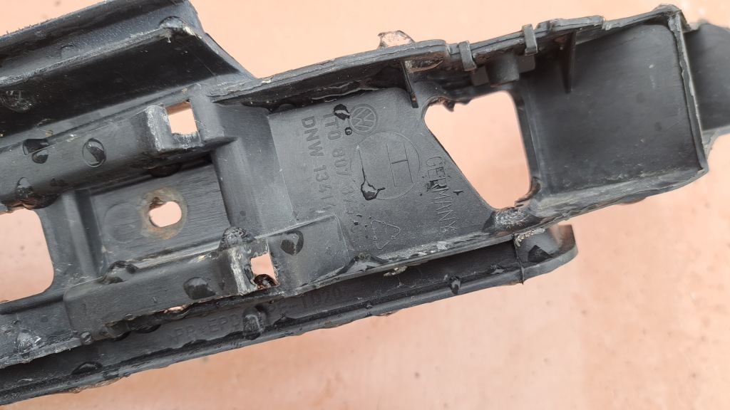 фото №7, Vw touran i 1 напрямна бампер задня лівий