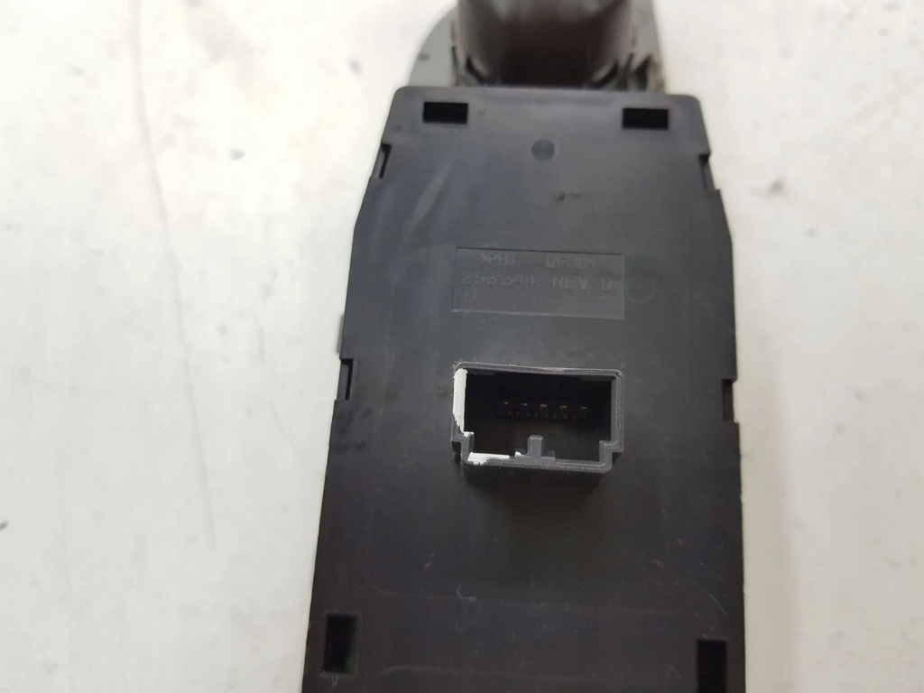 фото №8, Chrysler 300 - 300c 2006 перед сторона правая кнопки окон