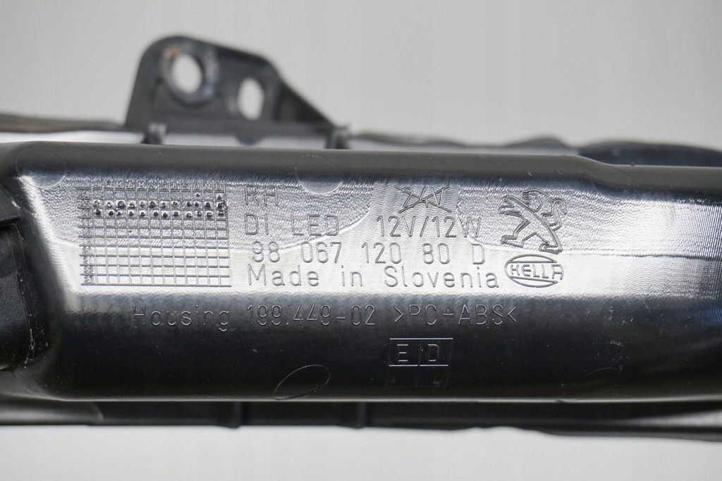 фото №6, Led drl правий peugeot 308 t9 9806712080