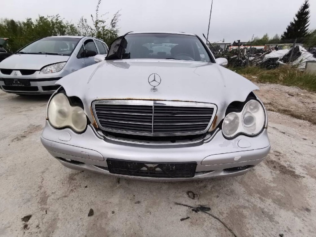 Mercedes-benz c-class генератор 2002 2.2l a0001501750 Недорого