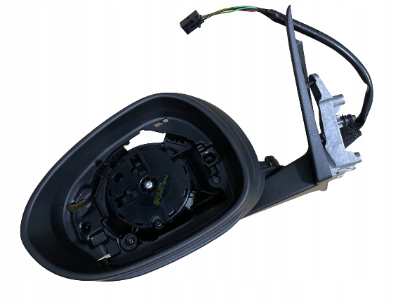 фото №1, Alfa romeo giulia корпус зеркало левая oem 6 pin