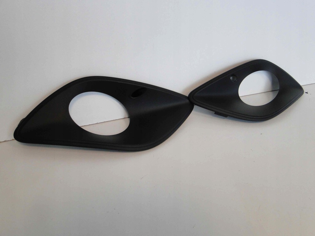 фото №2, Mercedes sprinter w910 910 решётка правая защита