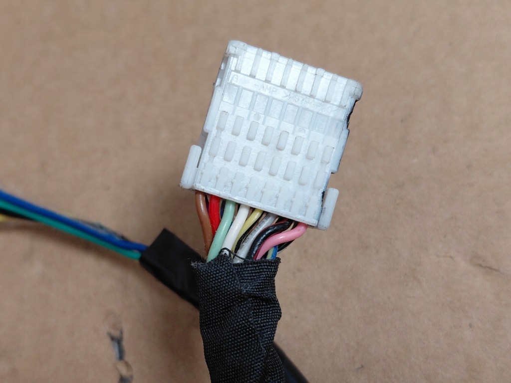 Lexus rx v od 2022r левая фотохромный ассистент камера full 15+4+1 pin европа Оригинал