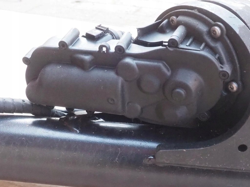 фото №14, Hak буксировочный skoda enyaq 5lg803881c