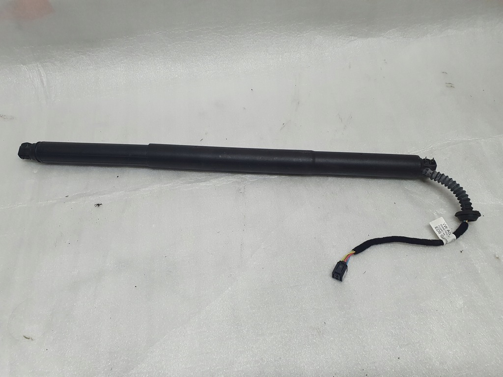 фото №1, Привод крышки задняя skoda kamiq scala 658827852