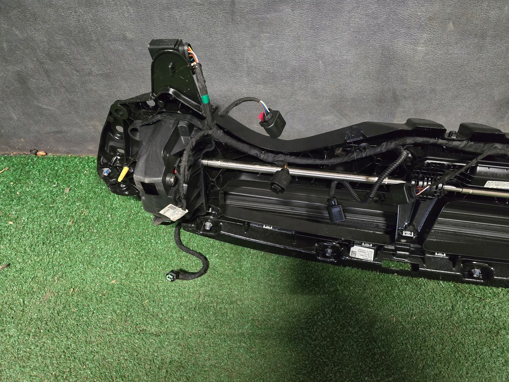 фото №7, Спойлер механизм крышки задняя porsche 911 992