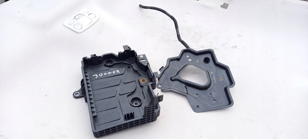 фото №1, Основа акумулятор комплект dacia jogger