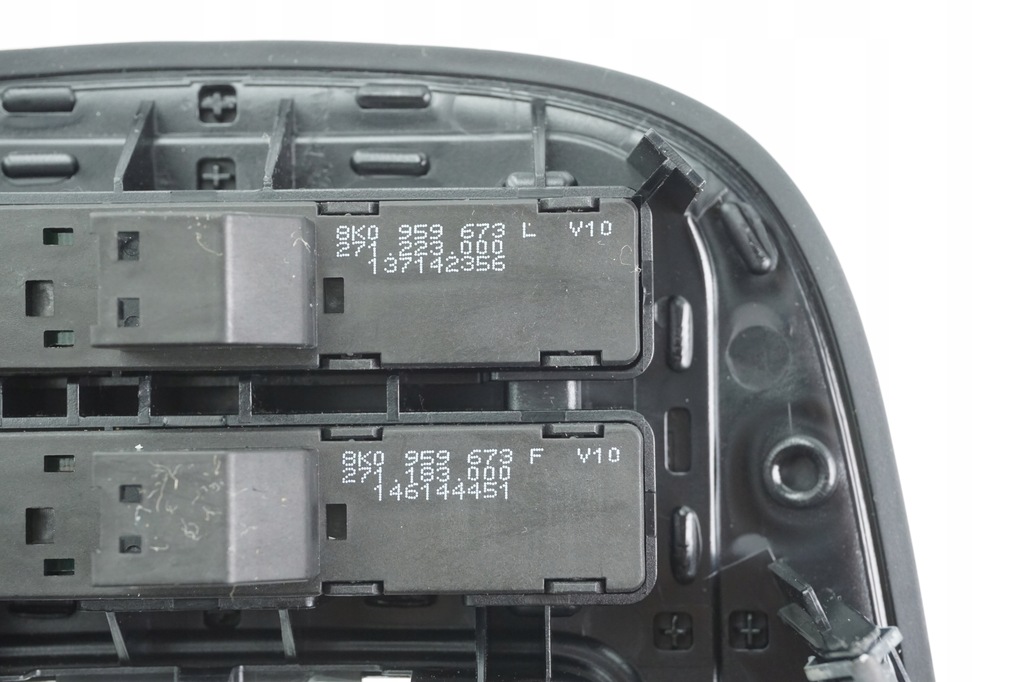 фото №7, Рамка захист домкрата audi a4 8k0864261f