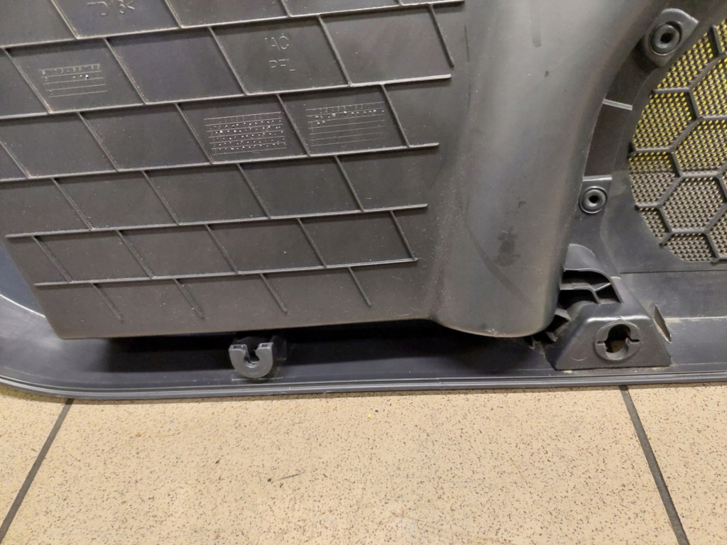 фото №9, Skoda rapid ii hb обивка дверь правый задняя 5jj886024