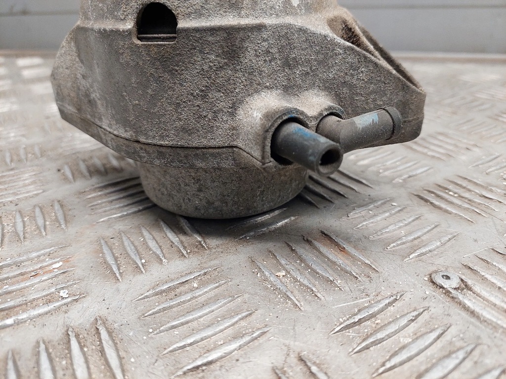 фото №6, Chevrolet camaro p23340399 кронштейны i лапы