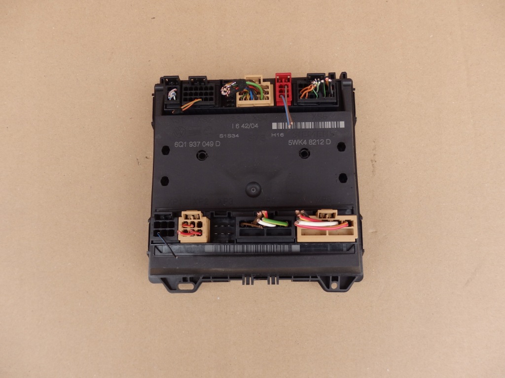 фото №1, Модуль vw polo 9n 6q1937049d