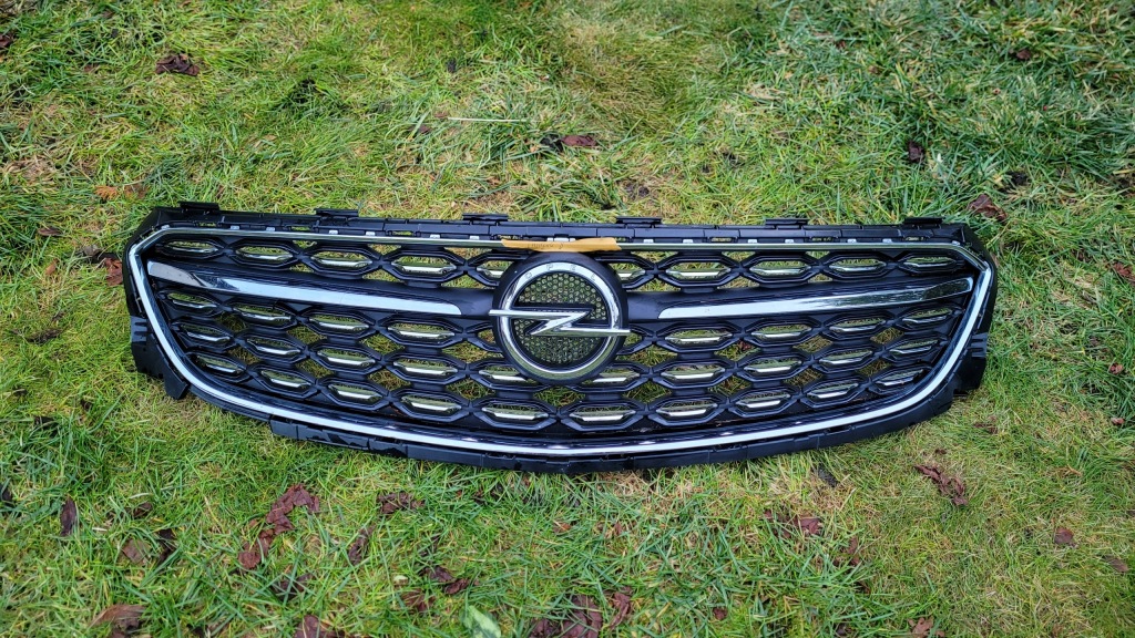 фото №1, Решітка радіатора opel inisgnia b lift решітка радіатора insignia b lift 39225888 хром 39197633