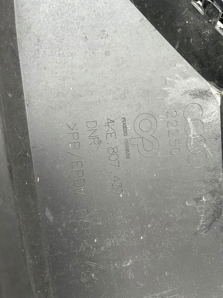 фото №16, Audi e-tron 18- бампер перед передний spr pdc 4ke807437