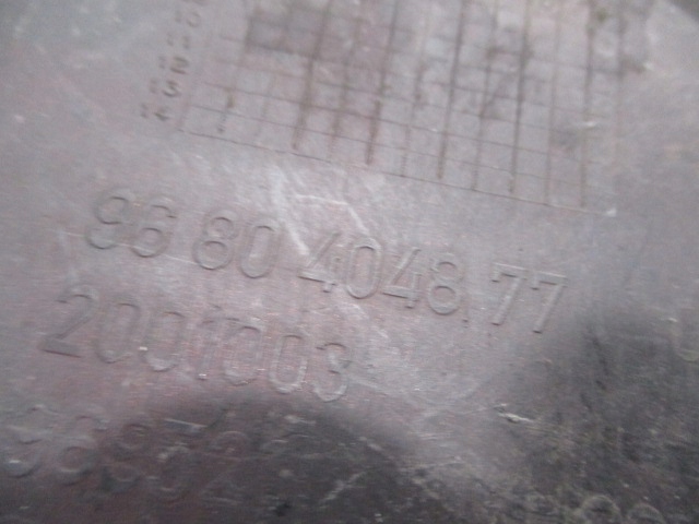 фото №8, Citroen c4 i picasso молдинг бампера ліва передня 9680404877