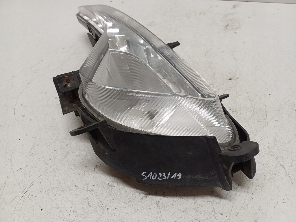 фото №10, Kia sportage 3 iii 10- протитуманна фара лівий 92201-3w