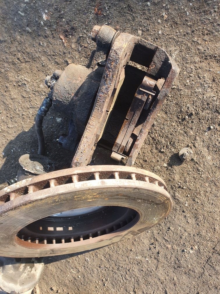 фото №1, Суппорт тормозной левый kia rio 2000r 1.3 ls