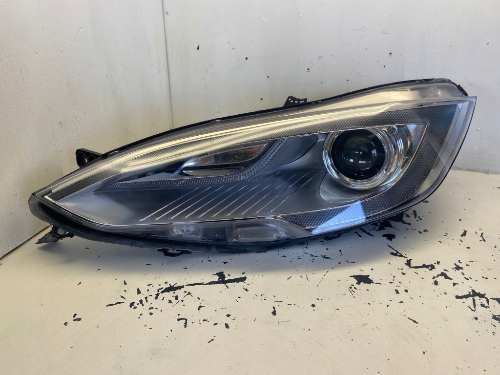 Купить Tesla s фара левый перед ксенон led 6005910-00-c