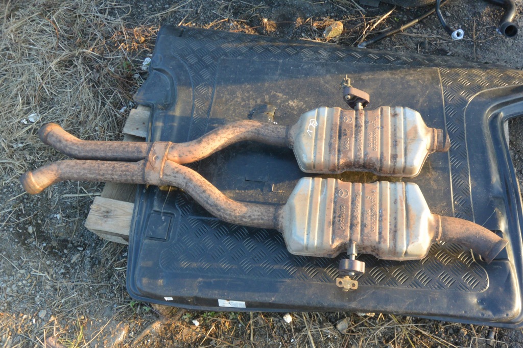 фото №1, Mercedes w164 x164 gl 4.7 5.5 гасник середній вихлоп лівий правий