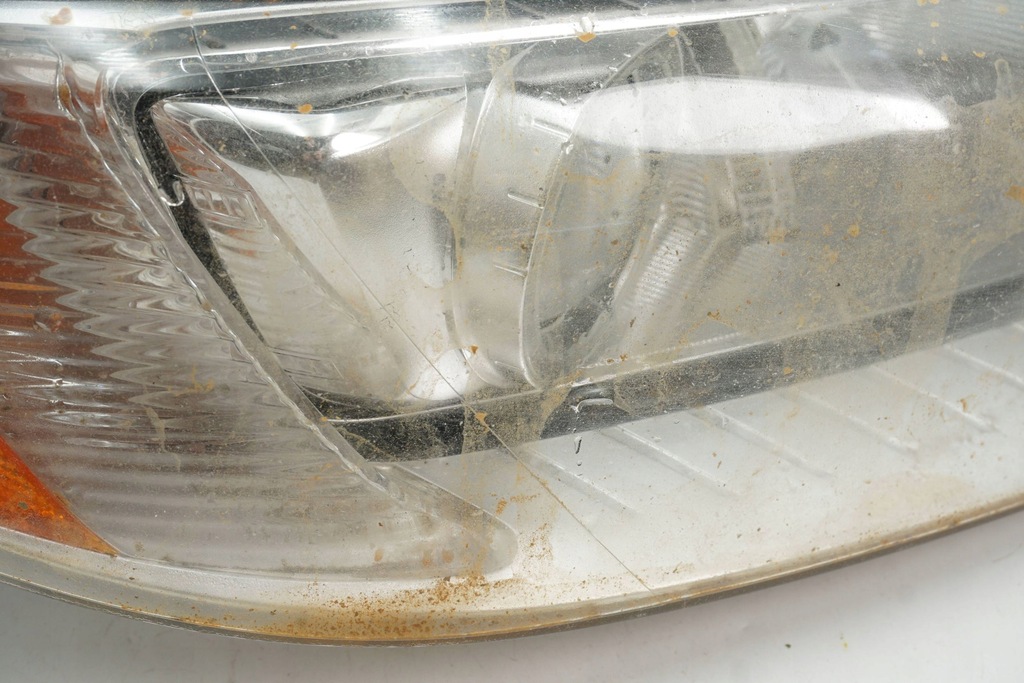 фото №3, Лампа передня права ксенон volvo v70 xc70 31353533