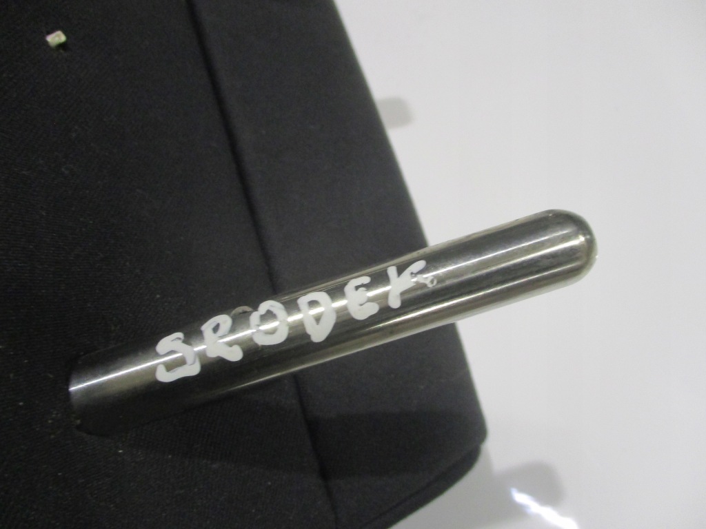 фото №5, Подголовник сиденье задняя середина средний vw golf vi 6