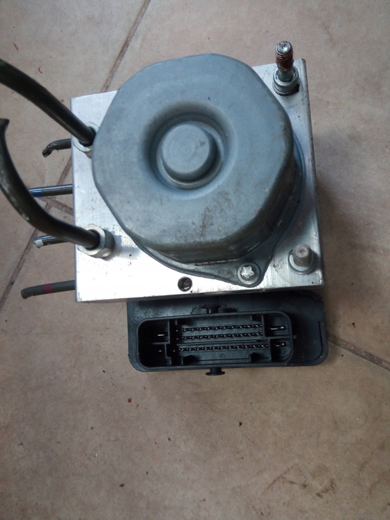 фото №1, Насос abs toyota auris ii 44540-02470 oryg.