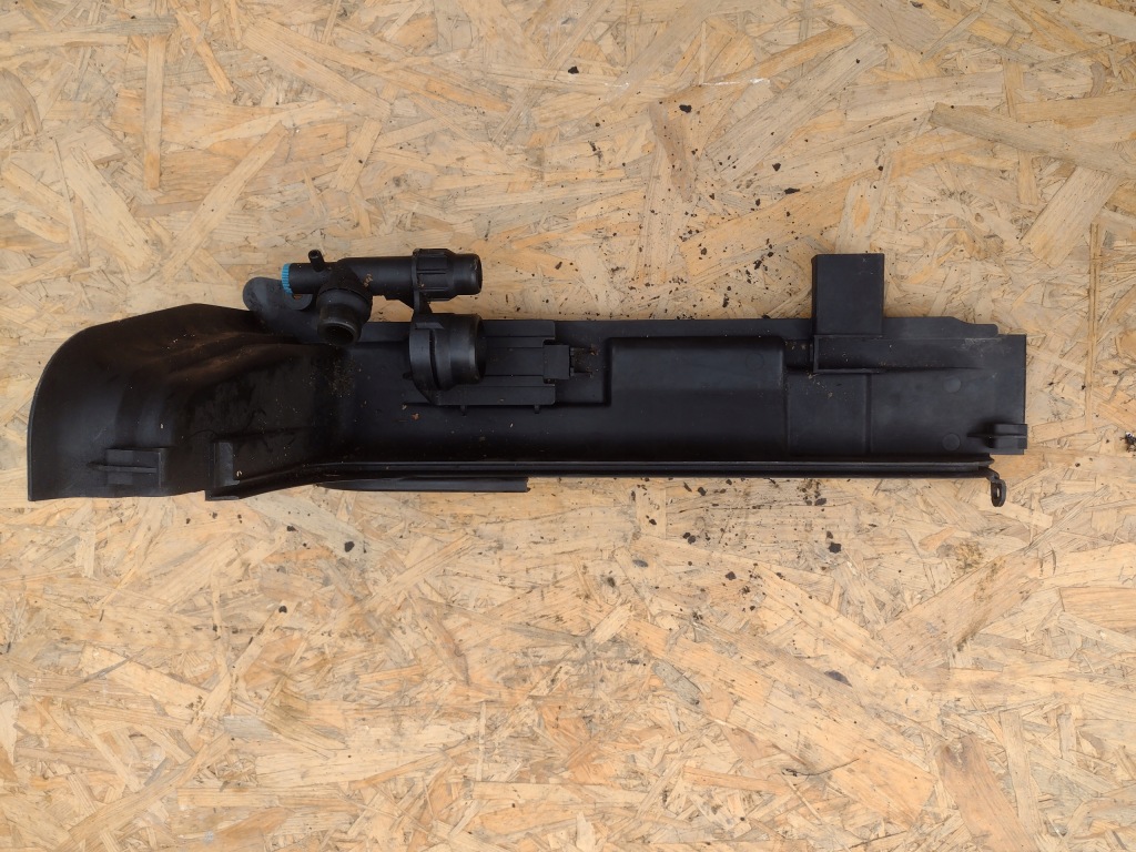 Кронштейн бачок bmw e46 2.0d в Украине