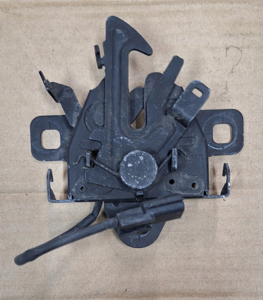 Купити Renault talisman замок капот 656016694r