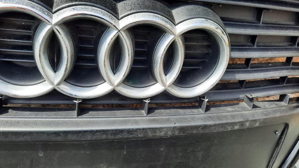 фото №7, Решітка радіатора audi a3 8p 8p0853651h