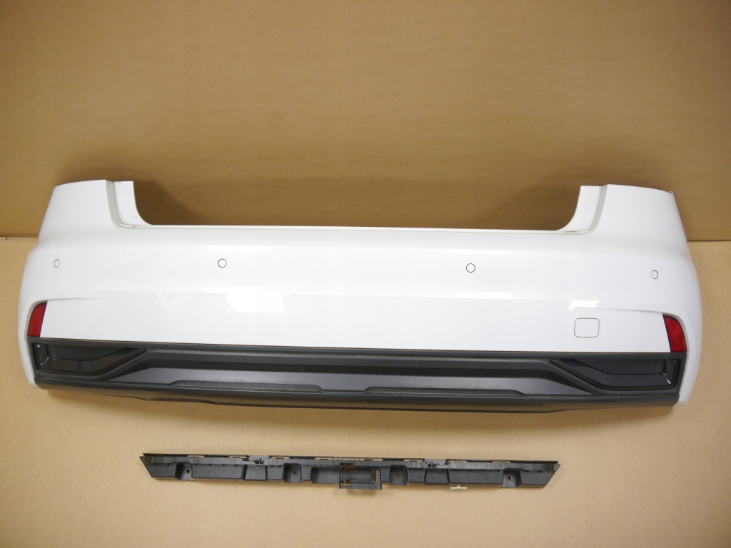 фото №1, Audi a1 82a бампер задня 4xpdc ls9r