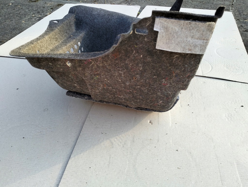 фото №5, Обшивка багажника лівий задня skoda rapid liftback