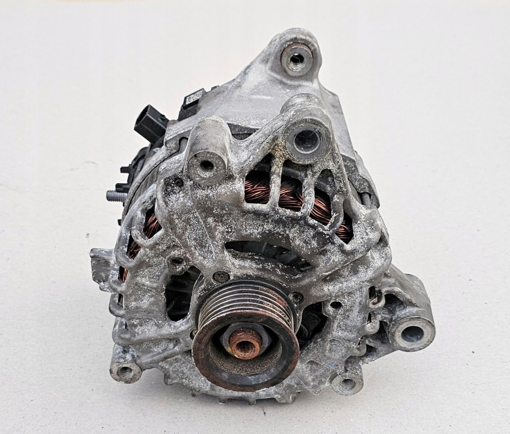 Bmw 5 g30 g31 7 g11 g12 x3 g01 x4 g02 1.8d 2.0d 2.5d генератор 8575059 в Україні