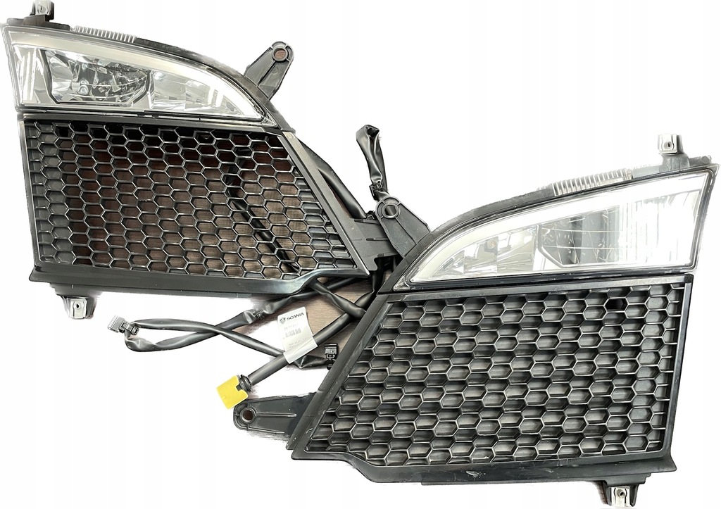 фото №1, Комплект противотуманных фар led w капот atrpaę scania r s с жгут 2948553 2948554