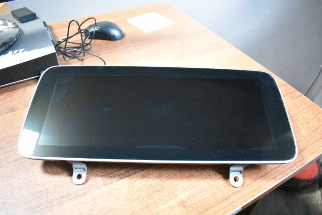 фото №1, Idealny экран дисплей lcd mercedes w206 1