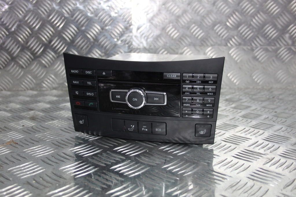 фото №1, Mercedes e w212 радио навигация 2129008716 2012r 74tyś