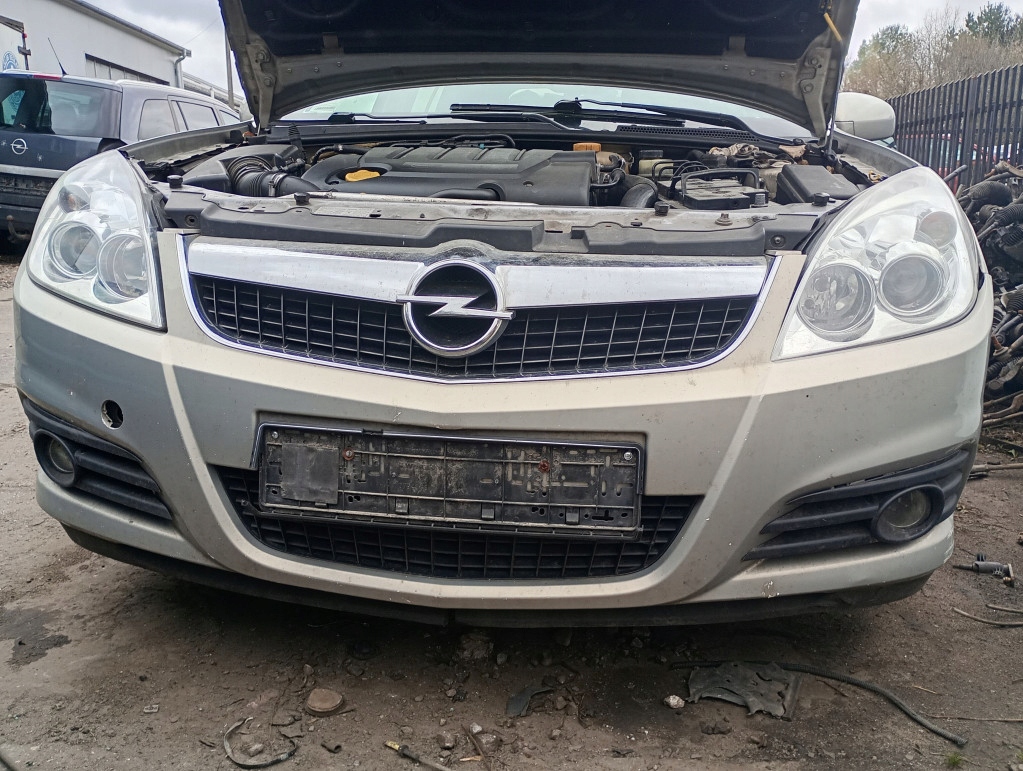 Купити Opel vectra c рестайлінг  бампер перед передній z167 комплектний