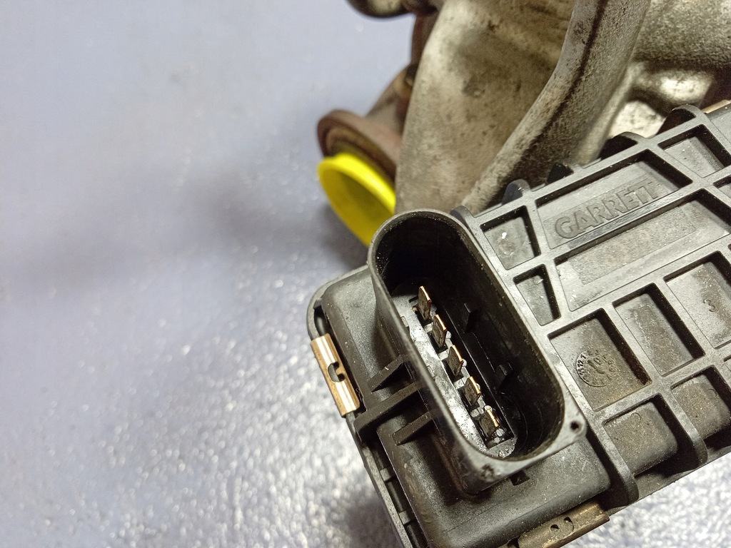 фото №7, Bmw 7 f01 f02 3.0d n57 турбонагнетатель 7799758 n57d30