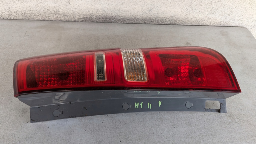 фото №1, Лампа задня задня права hyundai h1 ii