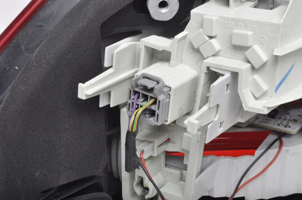 фото №7, Volvo s60 ii лампа права задня правий задня 30796268