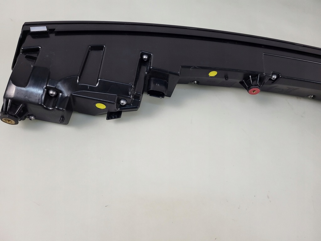 фото №14, Porsche taycan лампа led накладка молдинг лампа крышки оригинал nowa